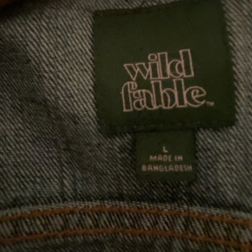 Wild Fable Woman's denim jacket metal button - L - Picture 4 of 7